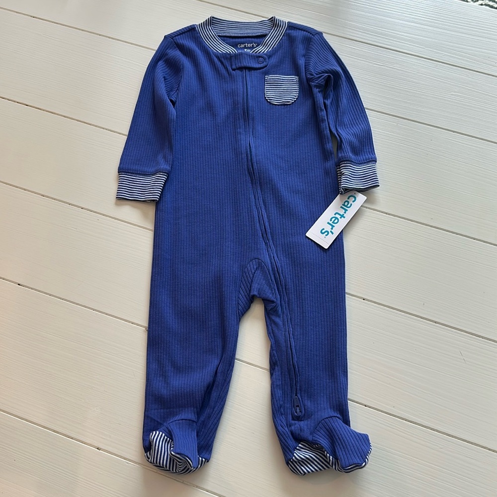 🌲NWT Carter footie pajamas